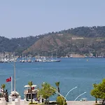 Mara Palace Hotel