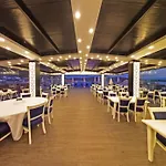 Hotel Mara Palace