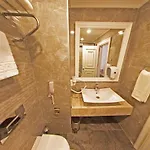 Hotel Mara Palace