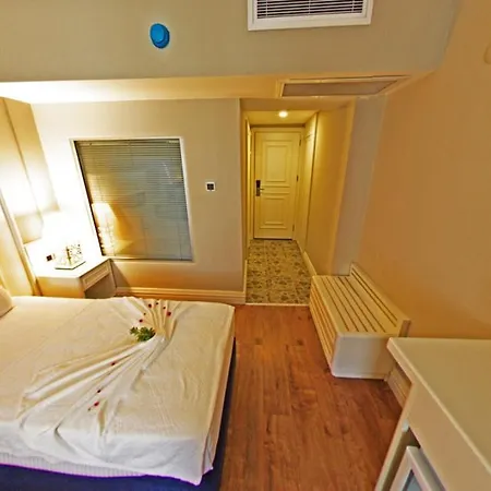 The Mara Palace 4*