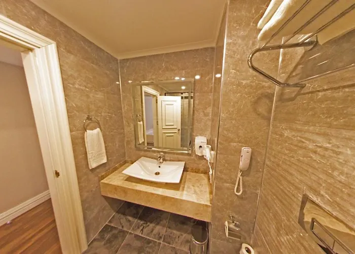 The Mara Palace Hotel