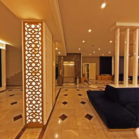 Отель The Mara Palace 4*